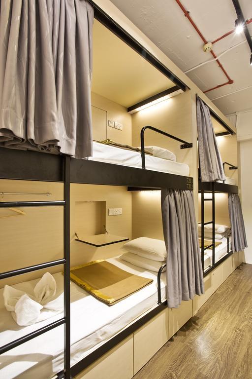 7 Wonders Boutique Capsule Hotel Singapore Exterior photo