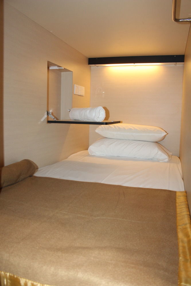 7 Wonders Boutique Capsule Hotel Singapore Exterior photo
